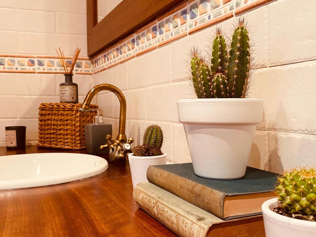 Villa La Casa Del Riu Vell à Sant Jaume d'Enveja Extérieur photo